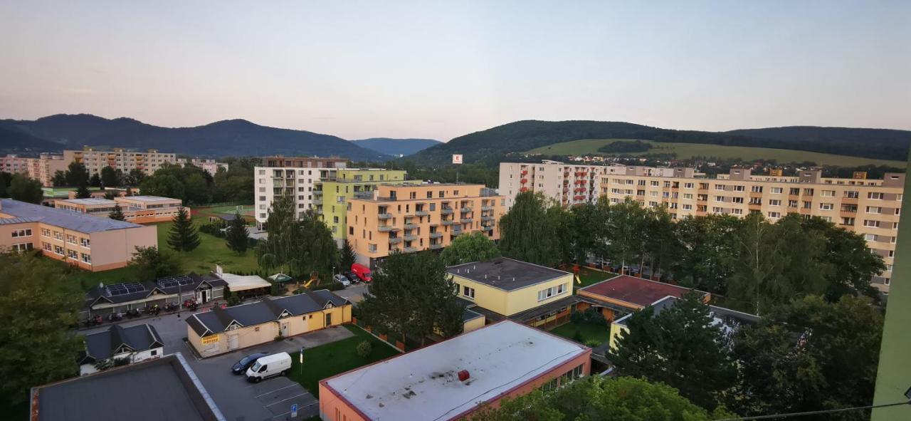 Apartment Pu Byvanie V Sukromi S Vyhladom Na Tichom Mieste V Pu Puchov